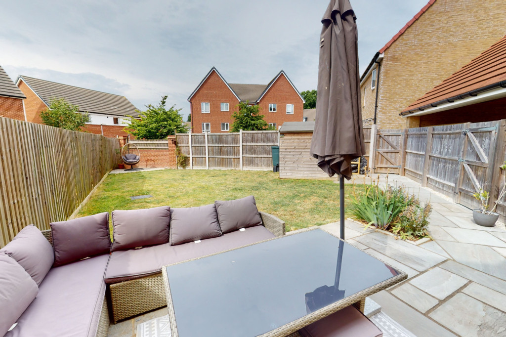 3 bed semi-detached house for sale in Leonard Roberts Mews, Ashford  - Property Image 15