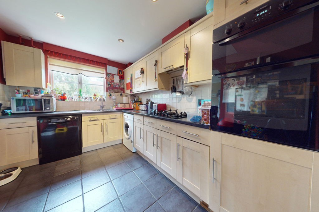 4 bed detached house for sale in Acorn Close, Ashford  - Property Image 5