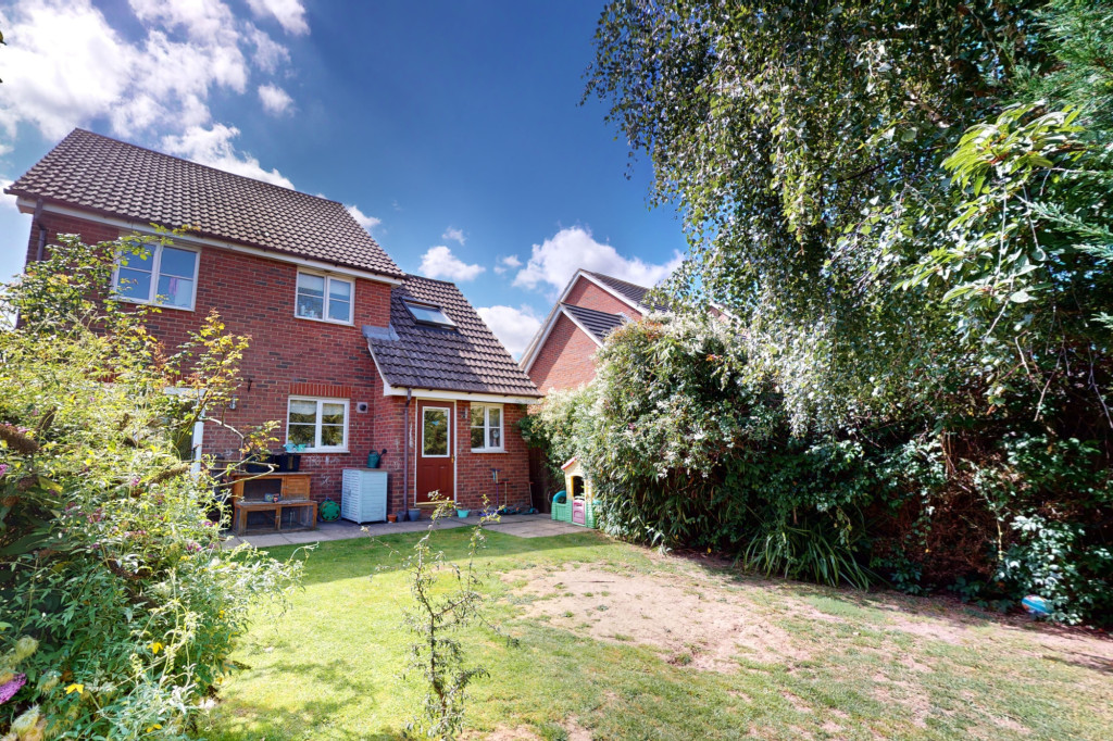 4 bed detached house for sale in Acorn Close, Ashford  - Property Image 13