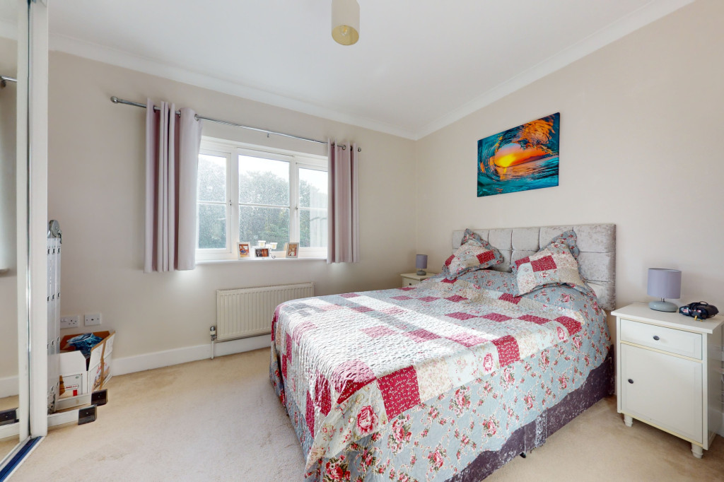 3 bed terraced house for sale in St. Peters Street, Maidstone  - Property Image 7