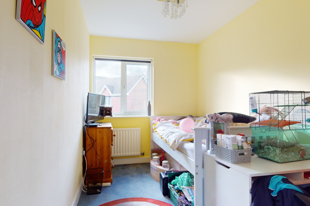 4 bed terraced house for sale in Swaffer Way, Ashford  - Property Image 12