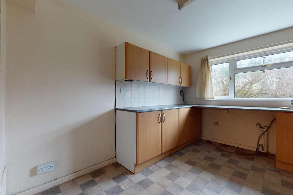 3 bed terraced house for sale in Lynsted Close, Ashford  - Property Image 6