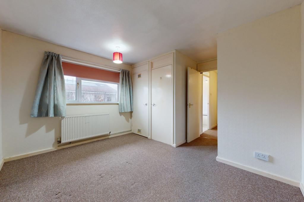 3 bed terraced house for sale in Lynsted Close, Ashford  - Property Image 10