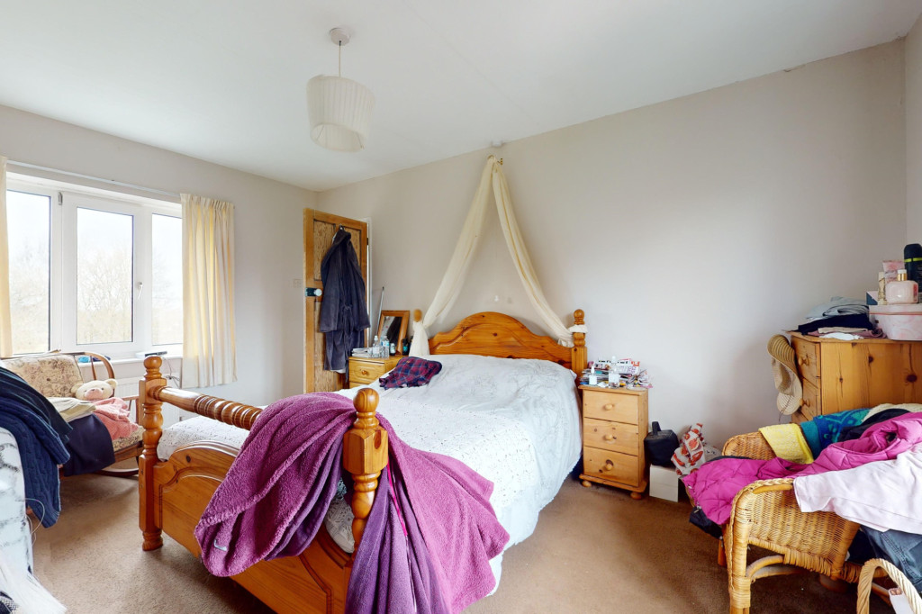 3 bed semi-detached house for sale in Crocken Hill Road, Ashford  - Property Image 11