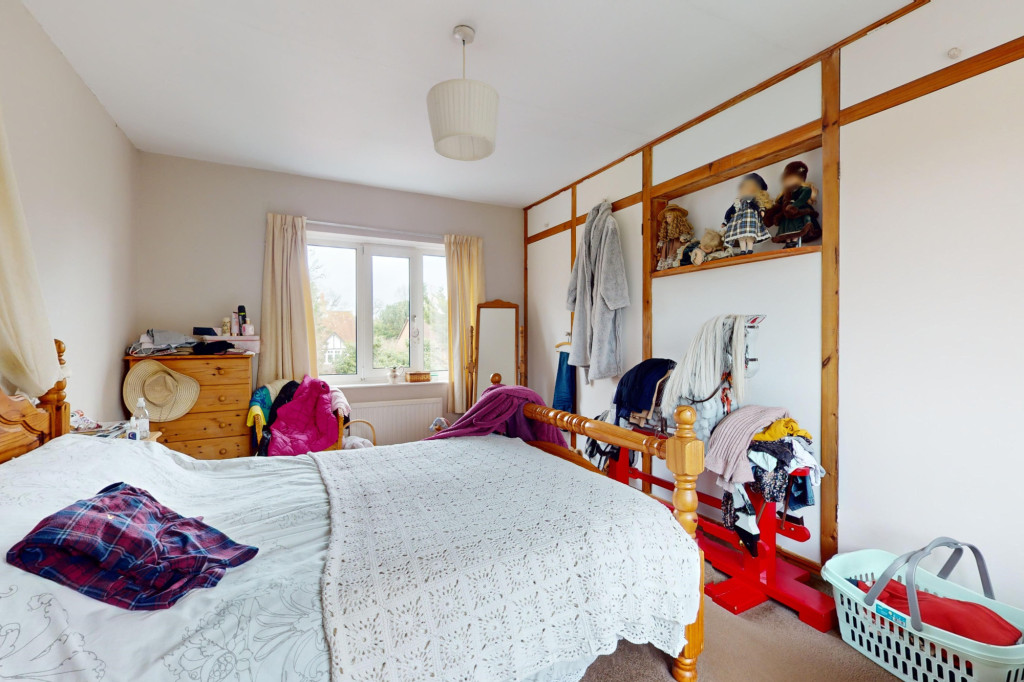 3 bed semi-detached house for sale in Crocken Hill Road, Ashford  - Property Image 12