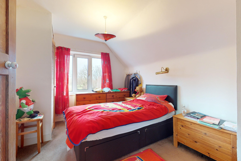 3 bed semi-detached house for sale in Crocken Hill Road, Ashford  - Property Image 13
