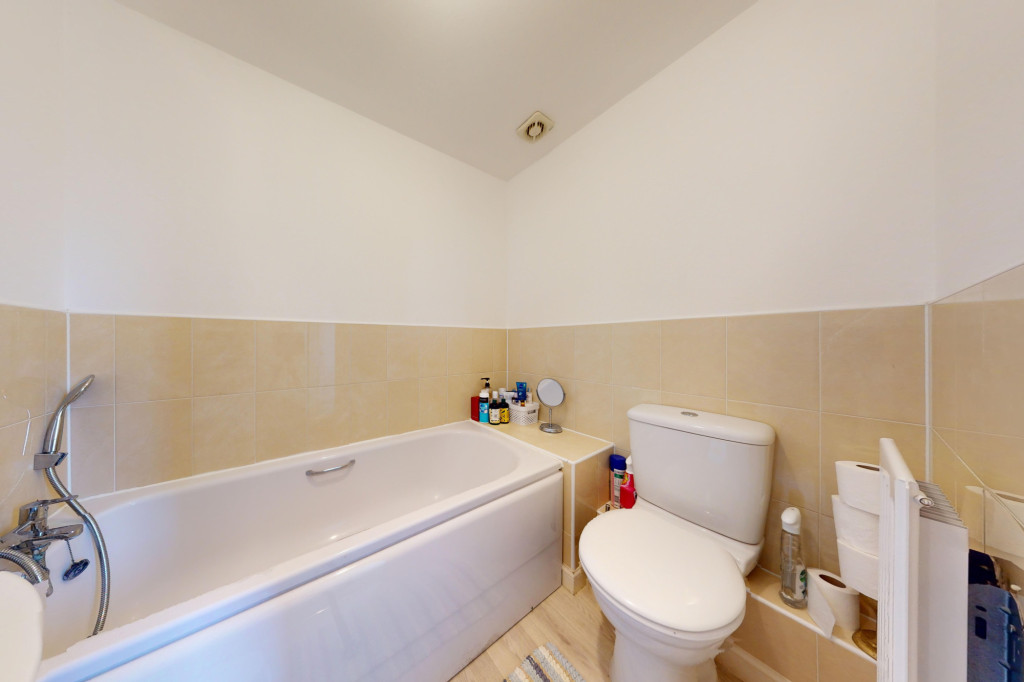 3 bed end of terrace house for sale in Greystones, Ashford  - Property Image 11