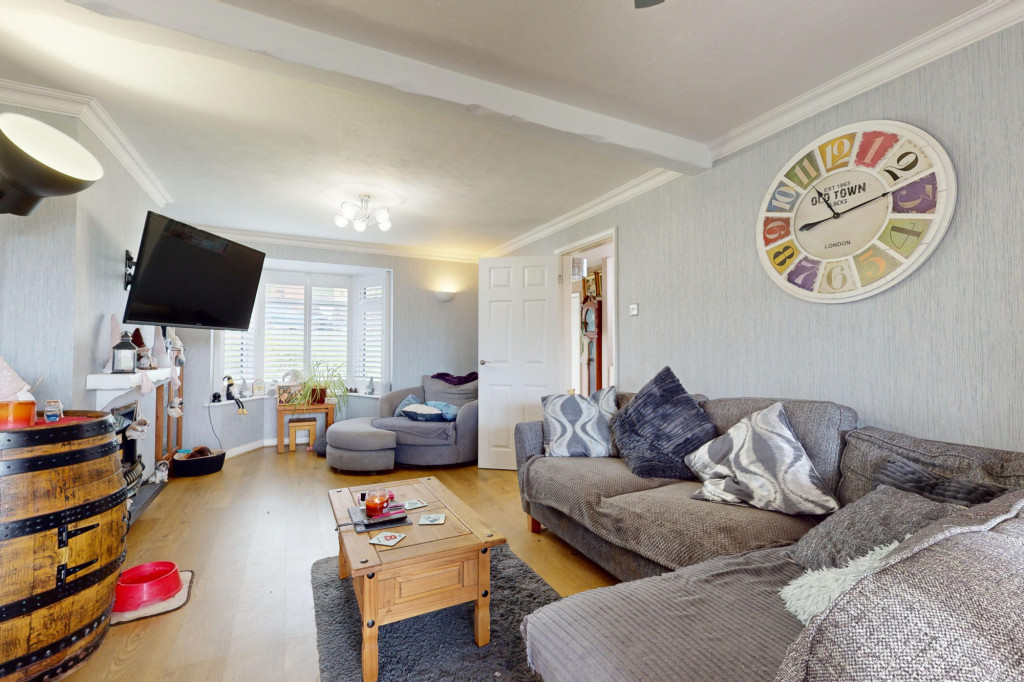 3 bed semi-detached house for sale in Blackthorn Drive, Aylesford  - Property Image 5