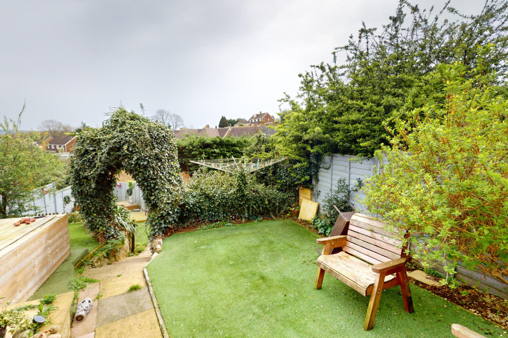 3 bed semi-detached house for sale in Blackthorn Drive, Aylesford  - Property Image 15