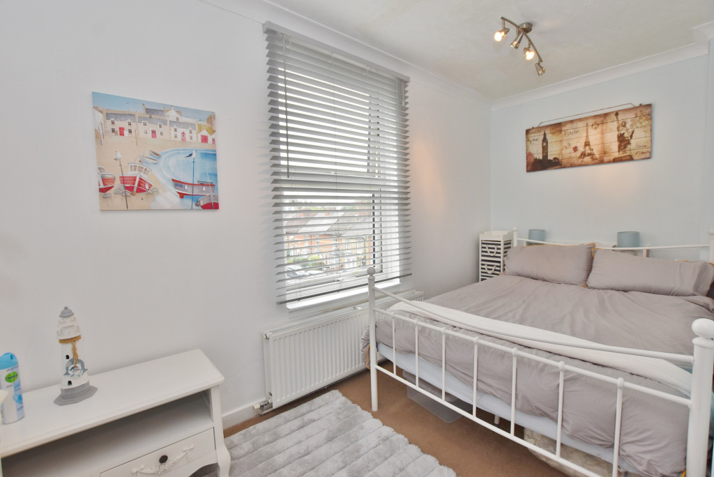 1 bed studio flat for sale in Wellesley Villas, Ashford  - Property Image 6