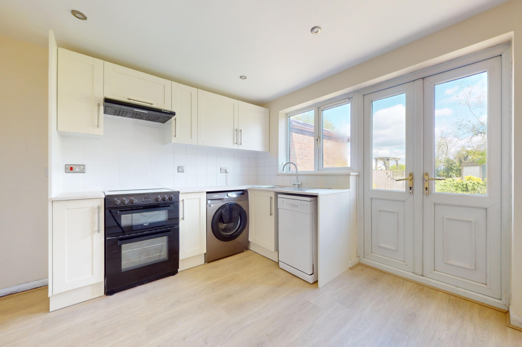 2 bed end of terrace house for sale in The Corner, Ashford  - Property Image 5