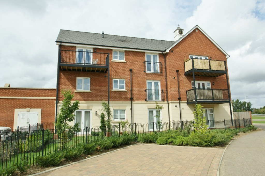 1 bed apartment to rent in Broadview Close, Bridgefield, Ashford  - Property Image 1