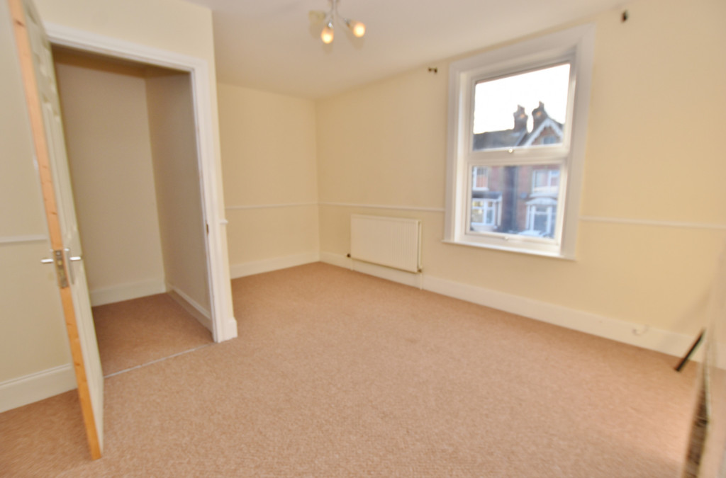 3 bed terraced house to rent in Beaver Road, Ashford  - Property Image 7