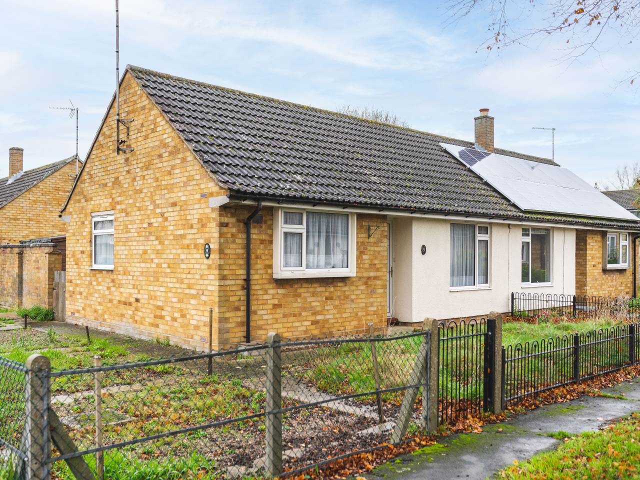 2 bed semi-detached bungalow for sale in Knutsford Road, Bassingbourn - Property Floorplan