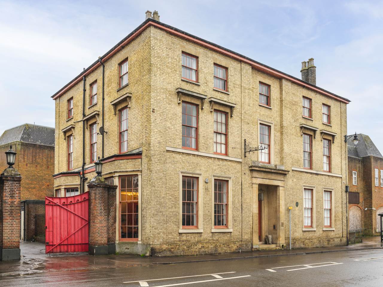 Commercial property to rent in Upton House, Baldock Road  - Property Image 1