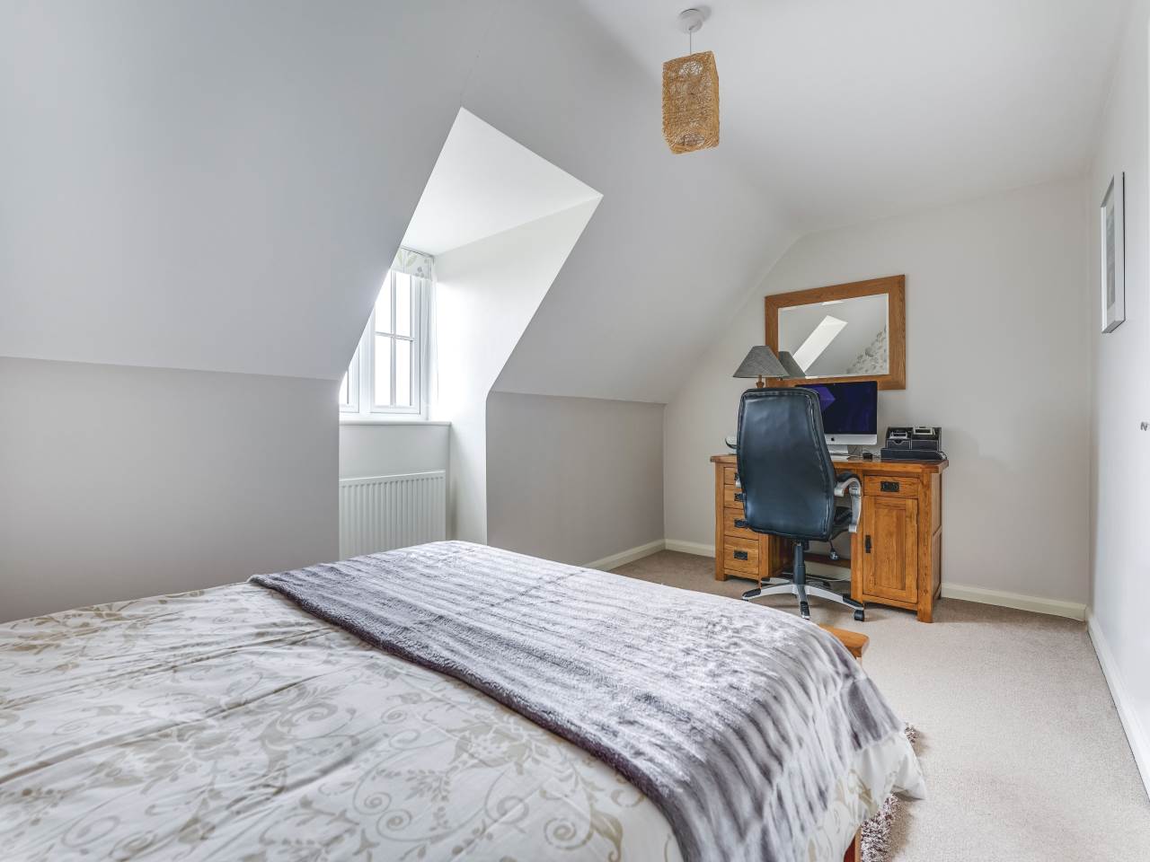 3 bed semi-detached house for sale in Skipps Meadow, Buntingford  - Property Image 17