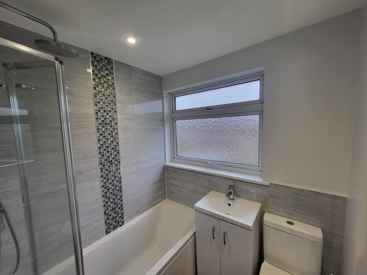 3 bed end of terrace house for sale in Willowside Way, Royston  - Property Image 7
