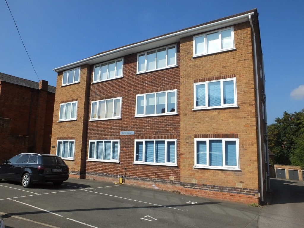 Furnished two bedroom apartment | Short walk from the town centre | Convenient for bus routes | Open-plan kitchen/ living room | White good included | Two double bedrooms | Parking | Bike shed | Double glazed | Furnished | Available 26th January 2022