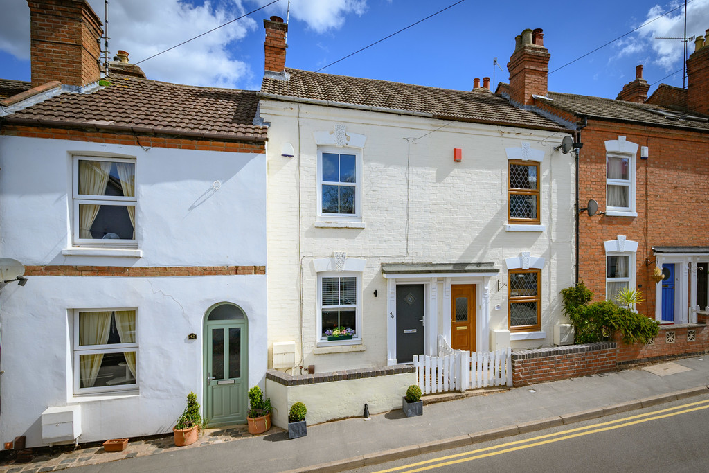 3 bed terraced house for sale in Park Road, Kenilworth 0
