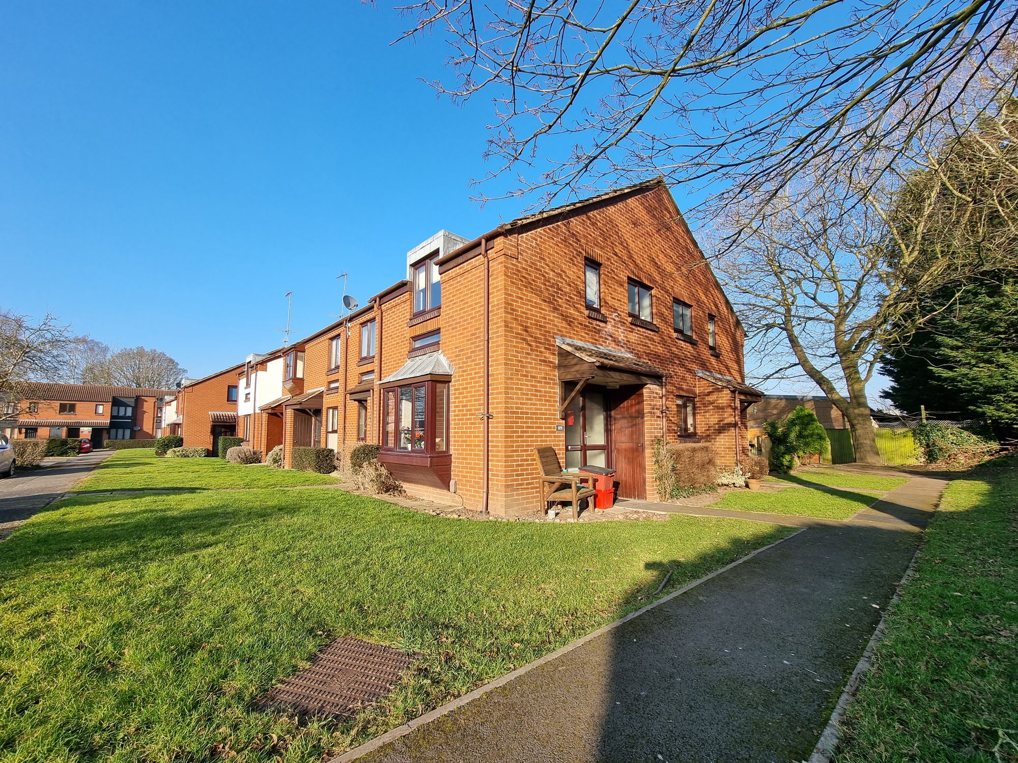 1 bed house to rent in Spring Pool, Warwick  - Property Image 1