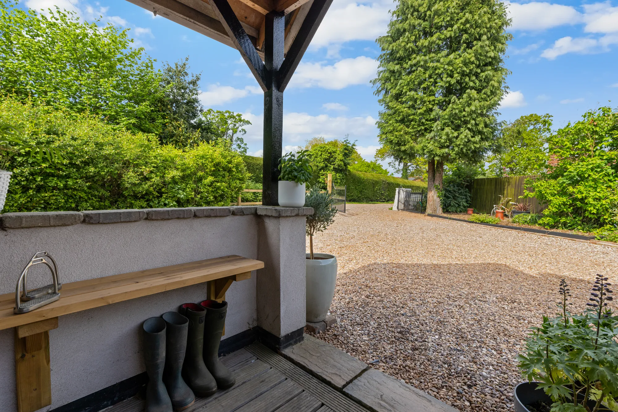 5 bed farm house for sale in Church Lane, Coventry  - Property Image 2