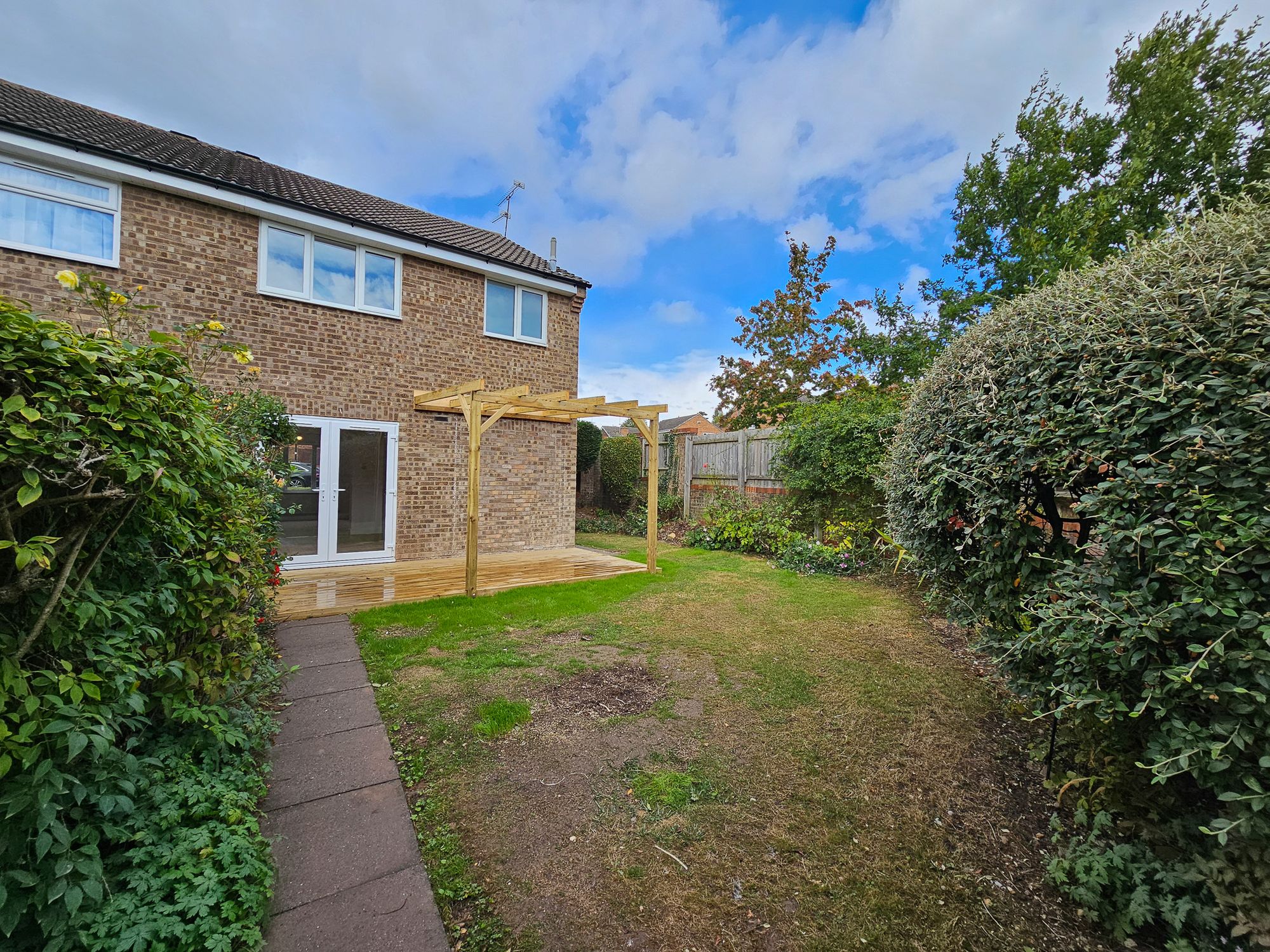 3 bed semi-detached house to rent in Jacox Crescent, Kenilworth  - Property Image 12