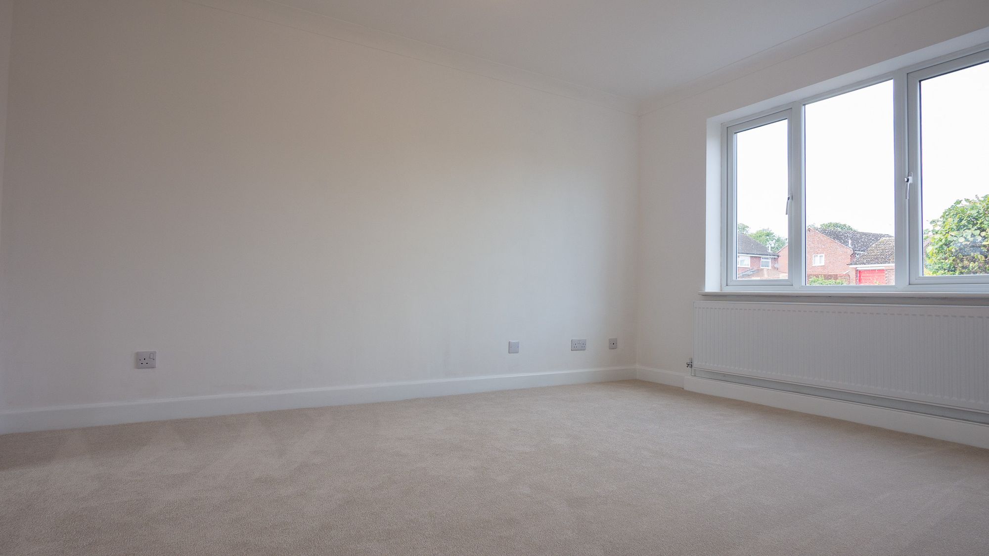 3 bed house to rent in Jacox Crescent, Kenilworth  - Property Image 7