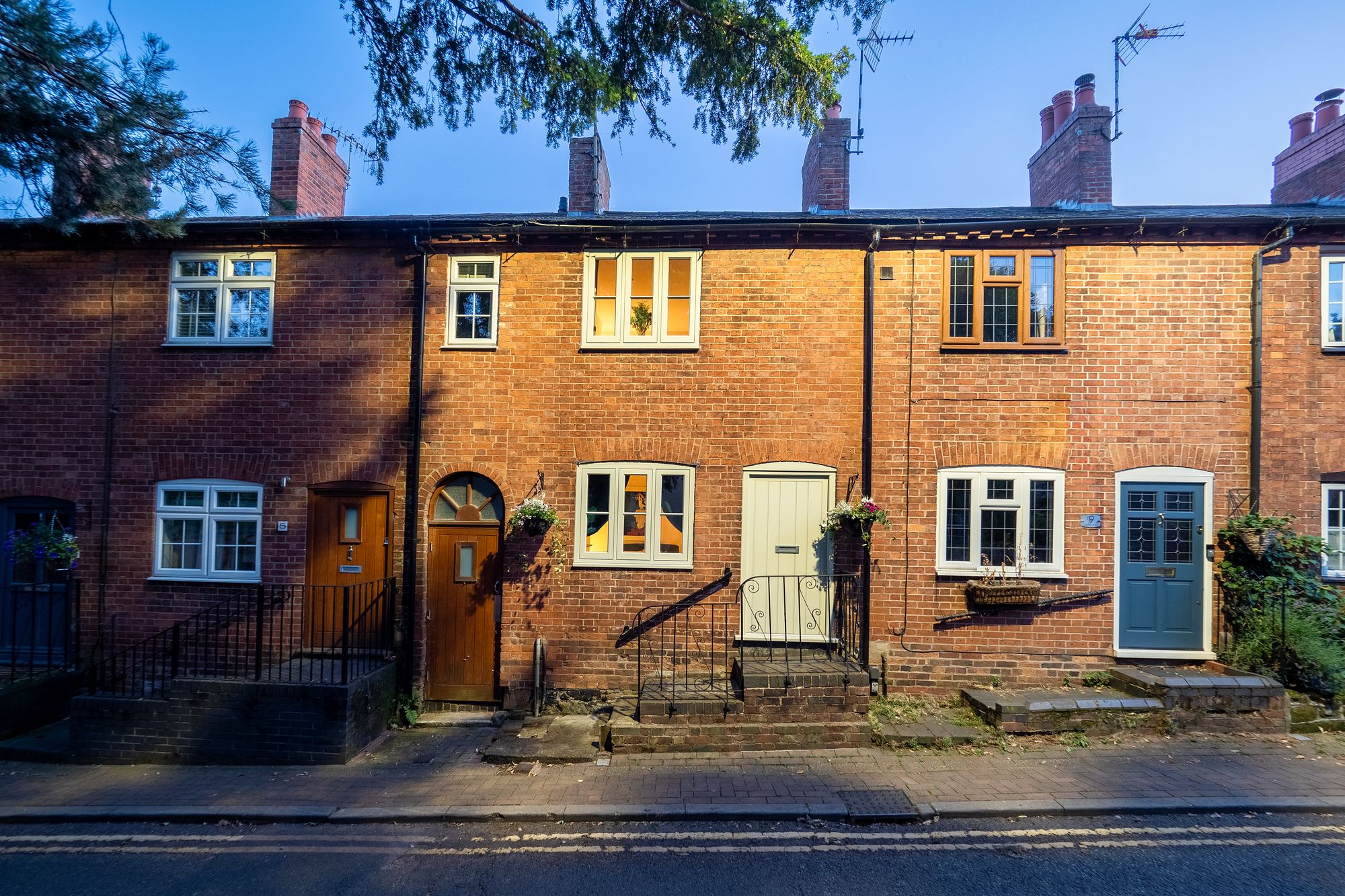 2 bed mid terraced cottage for sale in Fieldgate Lane, Kenilworth  - Property Image 18