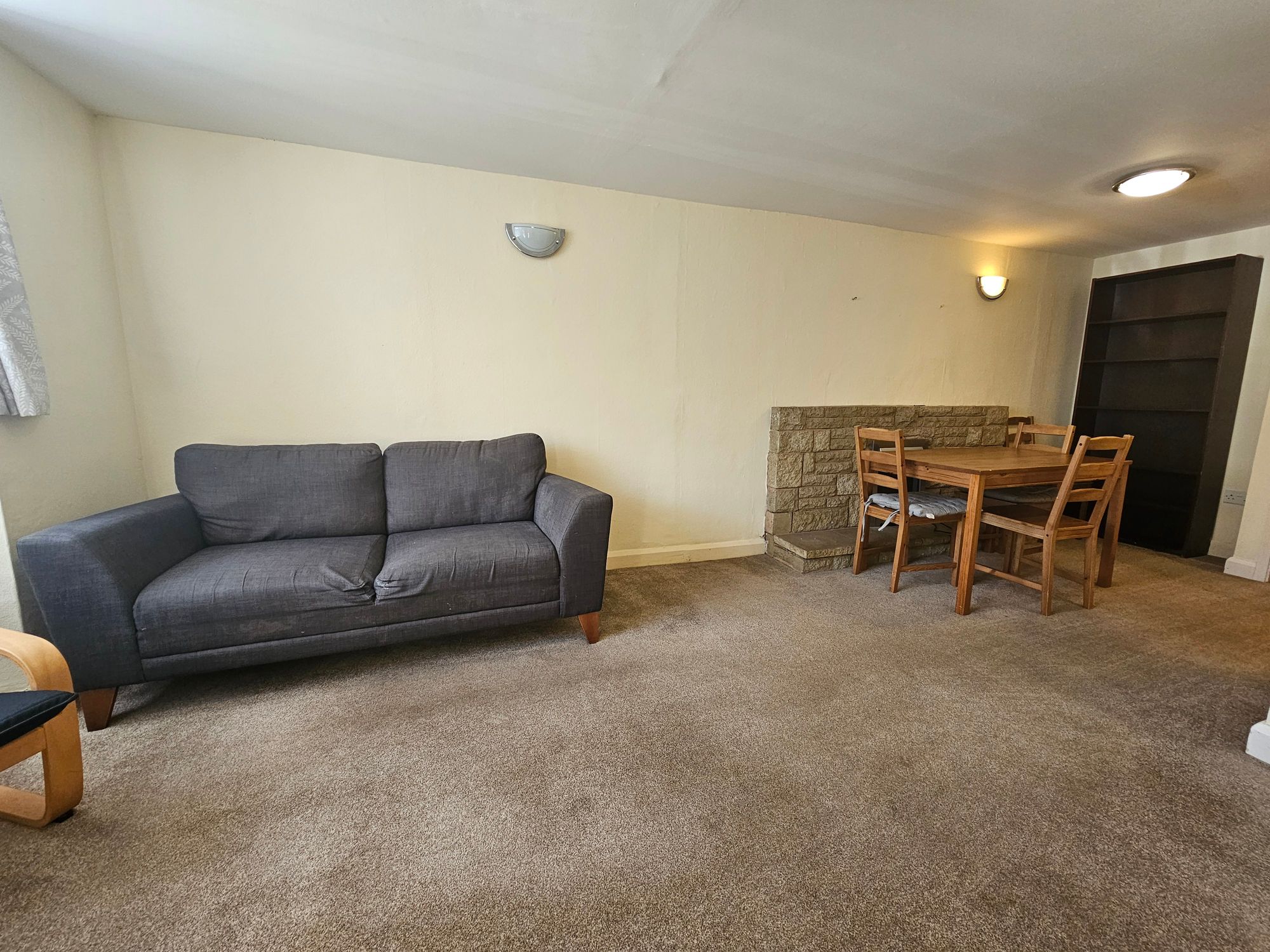 2 bed apartment to rent in Mill End, Kenilworth  - Property Image 2