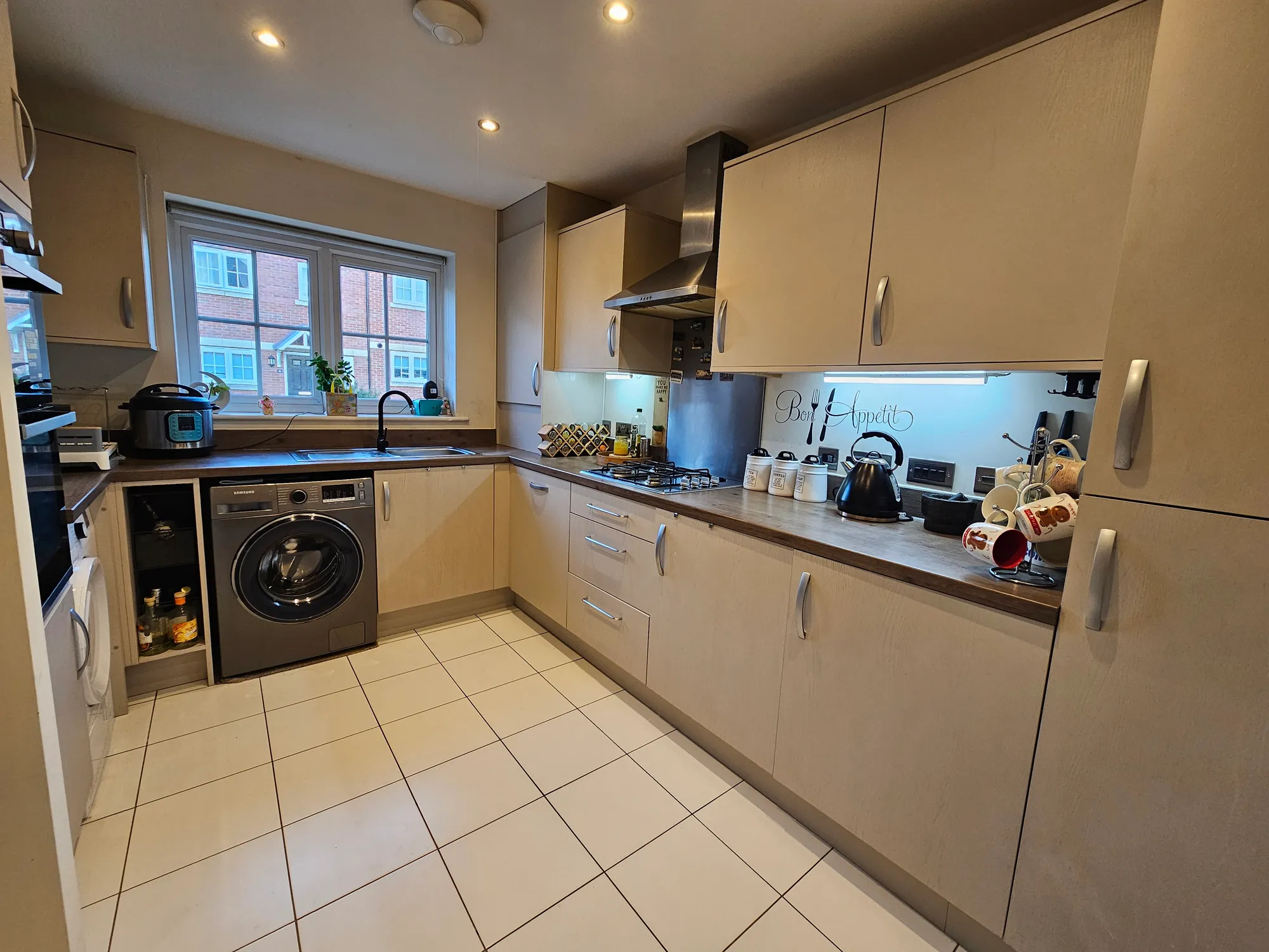 3 bed detached house to rent in Blue Wood Avenue, Coventry  - Property Image 2