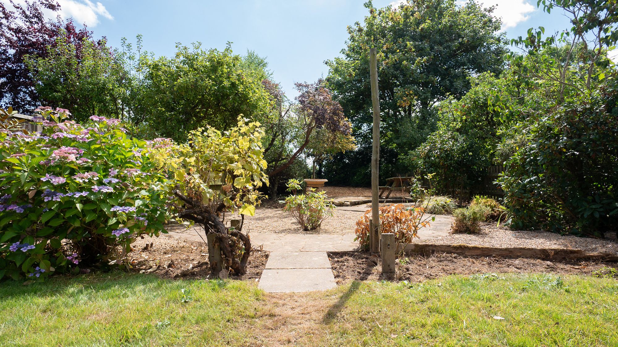 3 bed house to rent in Rouncil Lane, Kenilworth  - Property Image 3