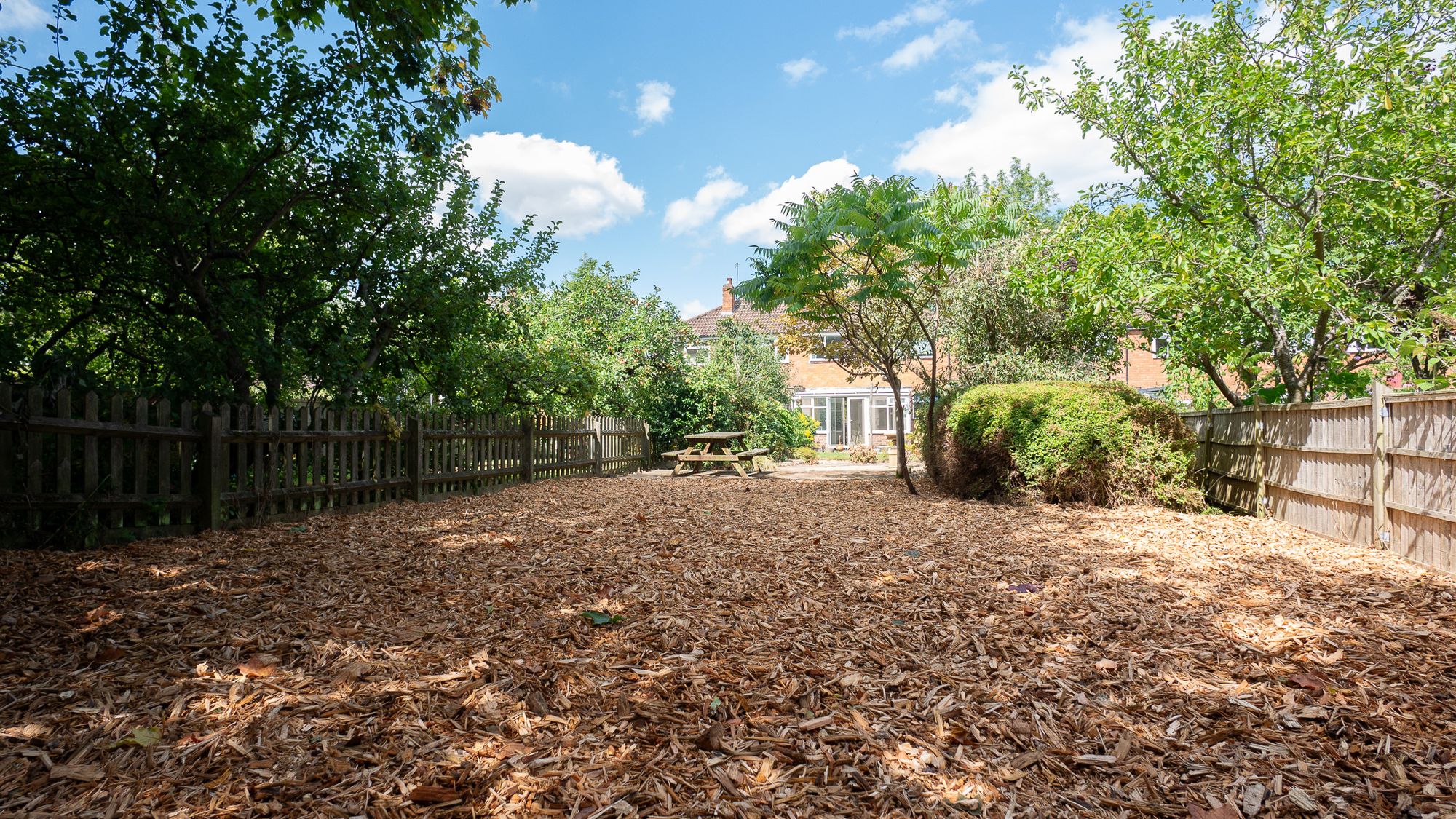 3 bed semi-detached house to rent in Rouncil Lane, Kenilworth  - Property Image 4