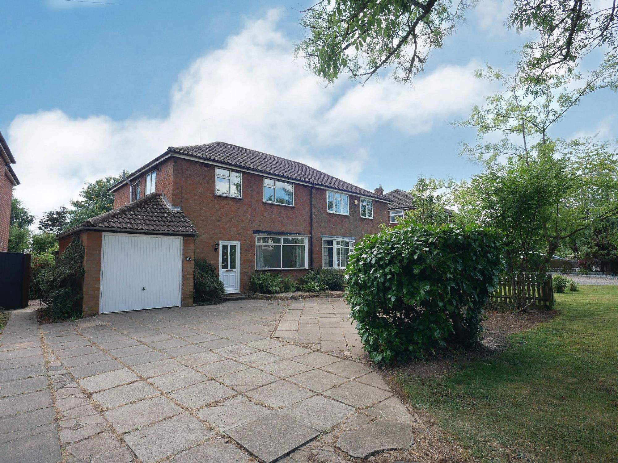 3 bed semi-detached house to rent in Rouncil Lane, Kenilworth  - Property Image 1