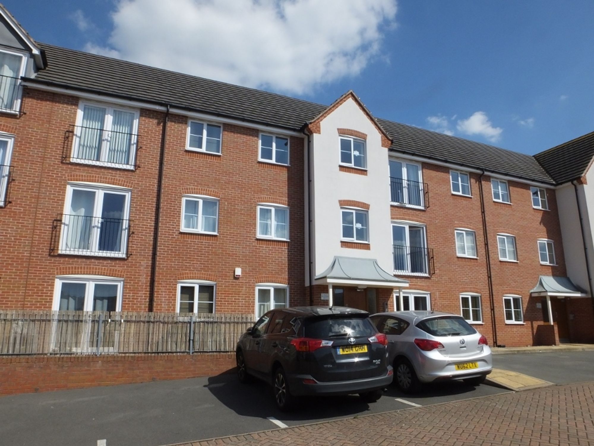 2 bed flat to rent in Penruddock Drive, Coventry  - Property Image 1