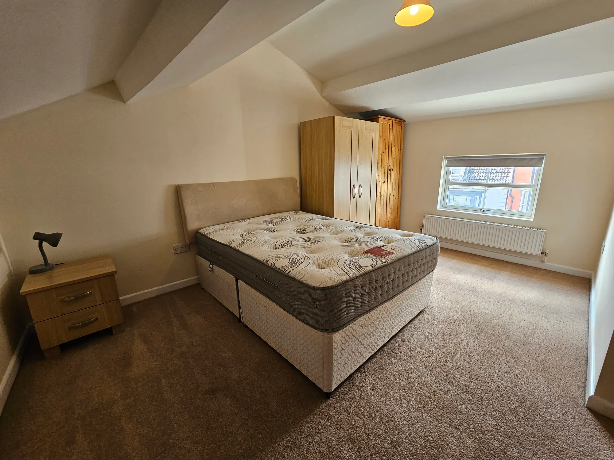 1 bed apartment to rent in The Square, Kenilworth  - Property Image 5