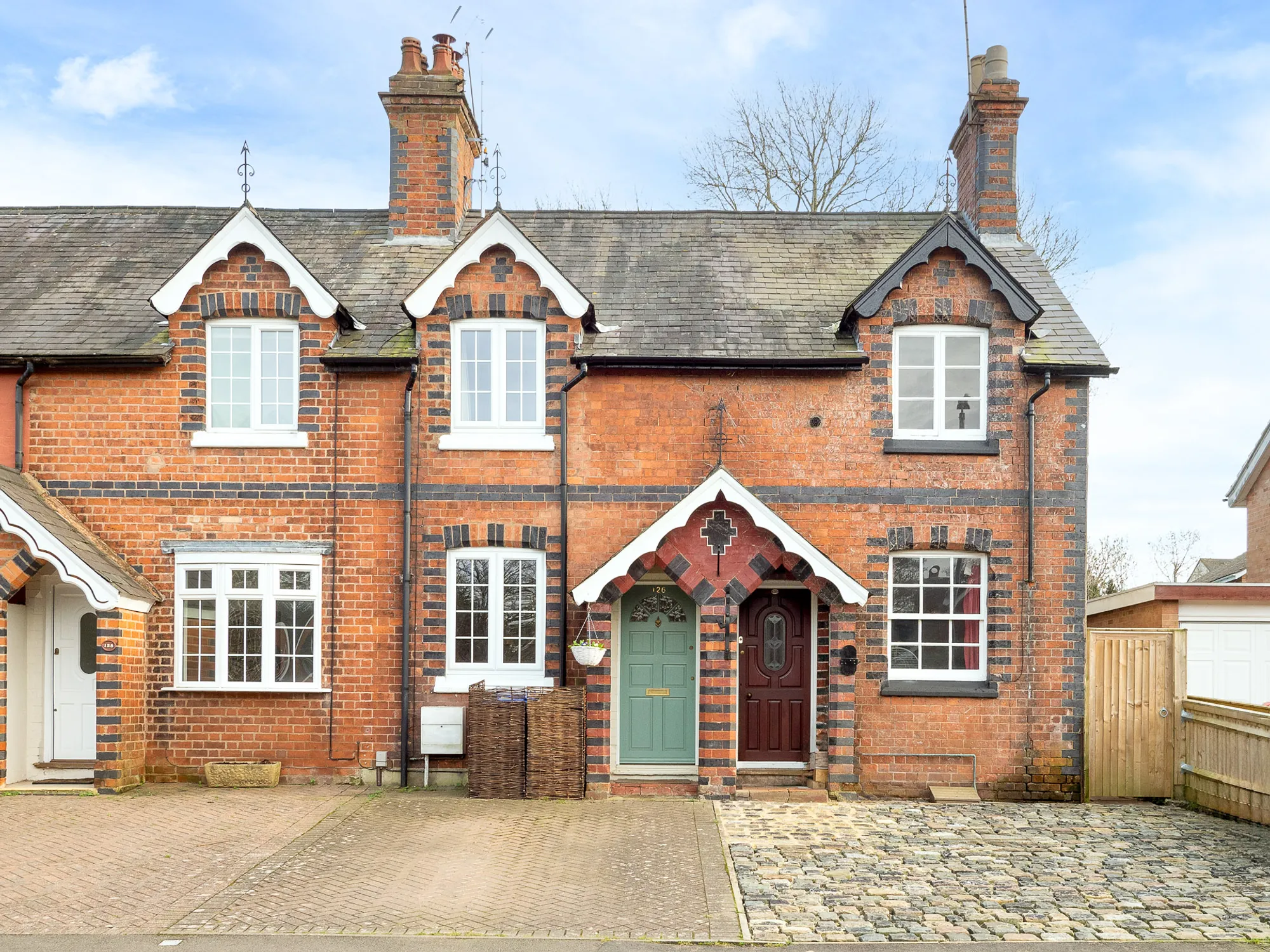 2 bed terraced house for sale in School Lane, Kenilworth - Property Image 1