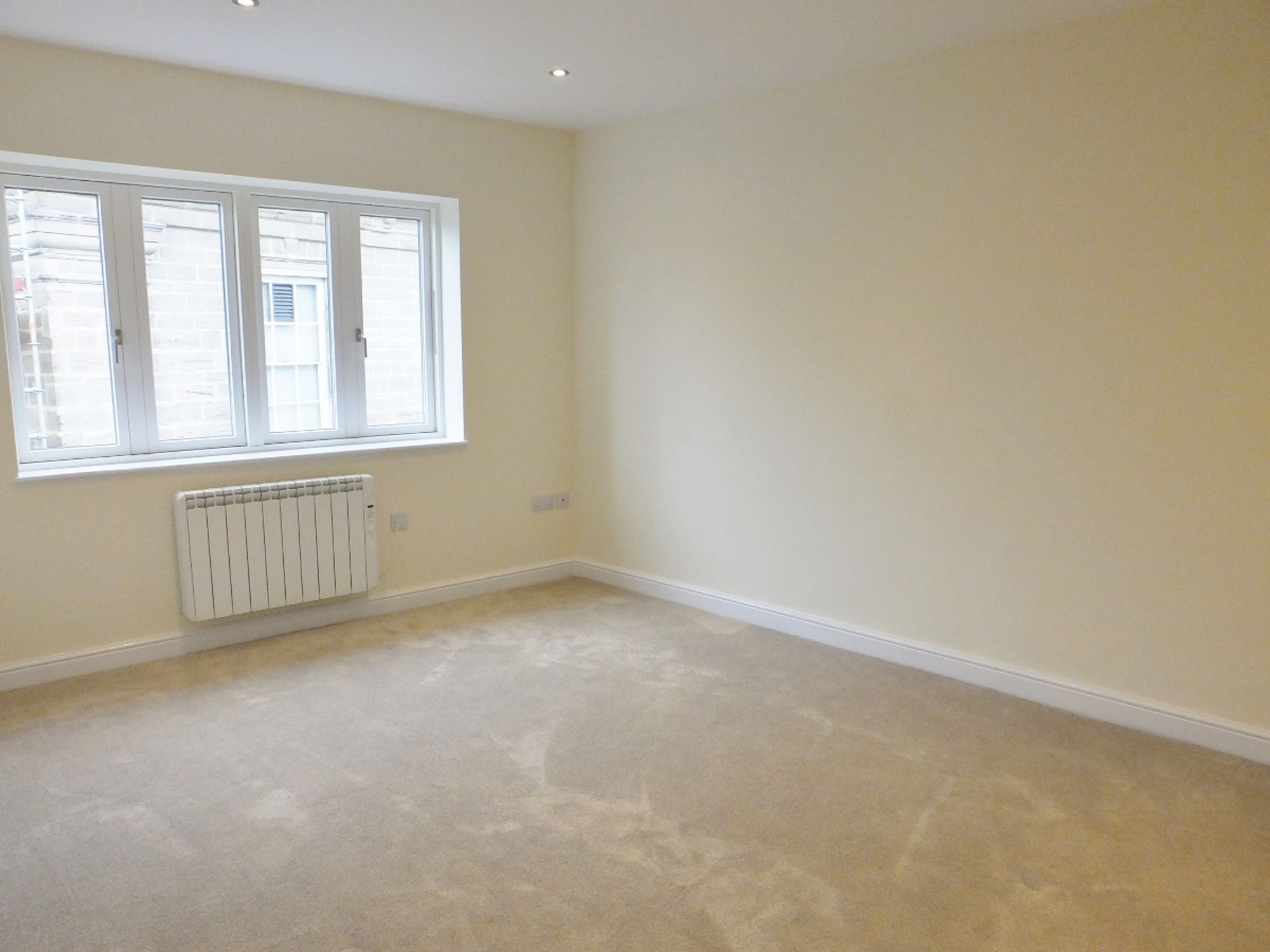 2 bed apartment to rent in Market Place, Warwick  - Property Image 6