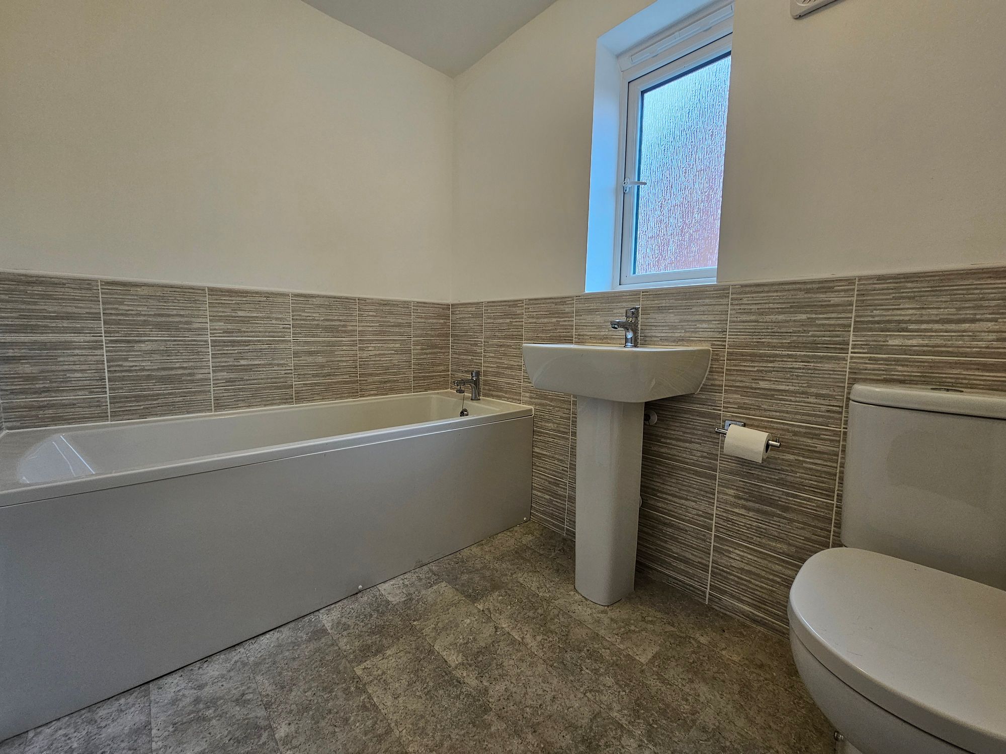 3 bed semi-detached house to rent in Monticello Way, Coventry  - Property Image 9