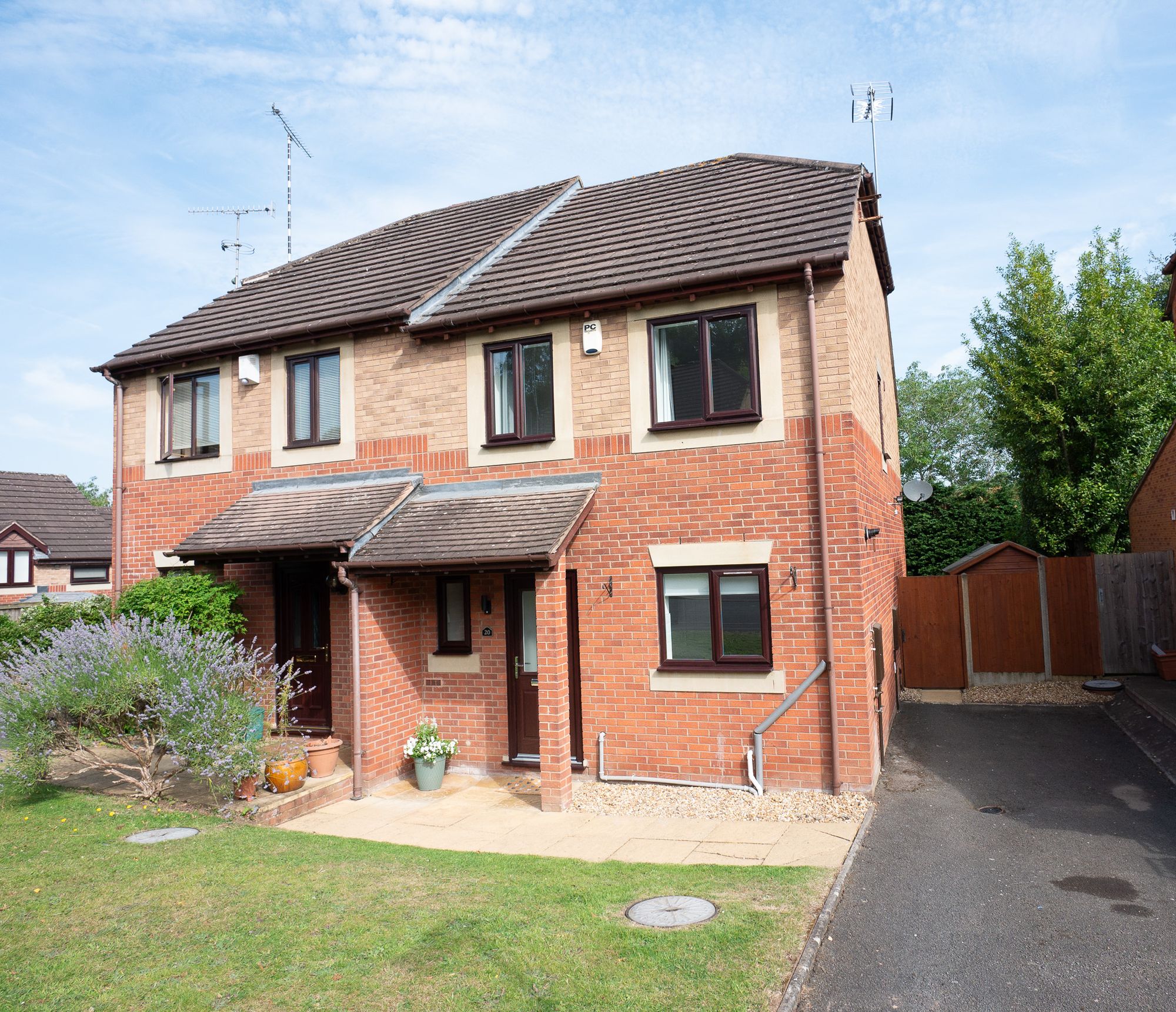 3 bed semi-detached house to rent in Lulworth Park, Kenilworth  - Property Image 1