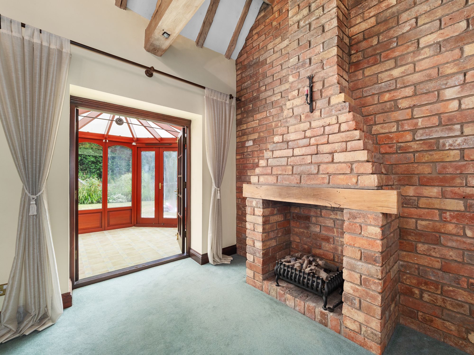 4 bed barn conversion for sale in Crewe Lane, Kenilworth  - Property Image 11