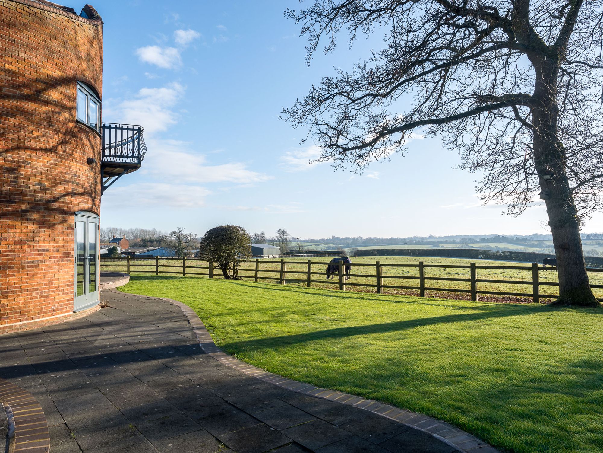 4 bed character property for sale in Rowington, Warwick  - Property Image 21