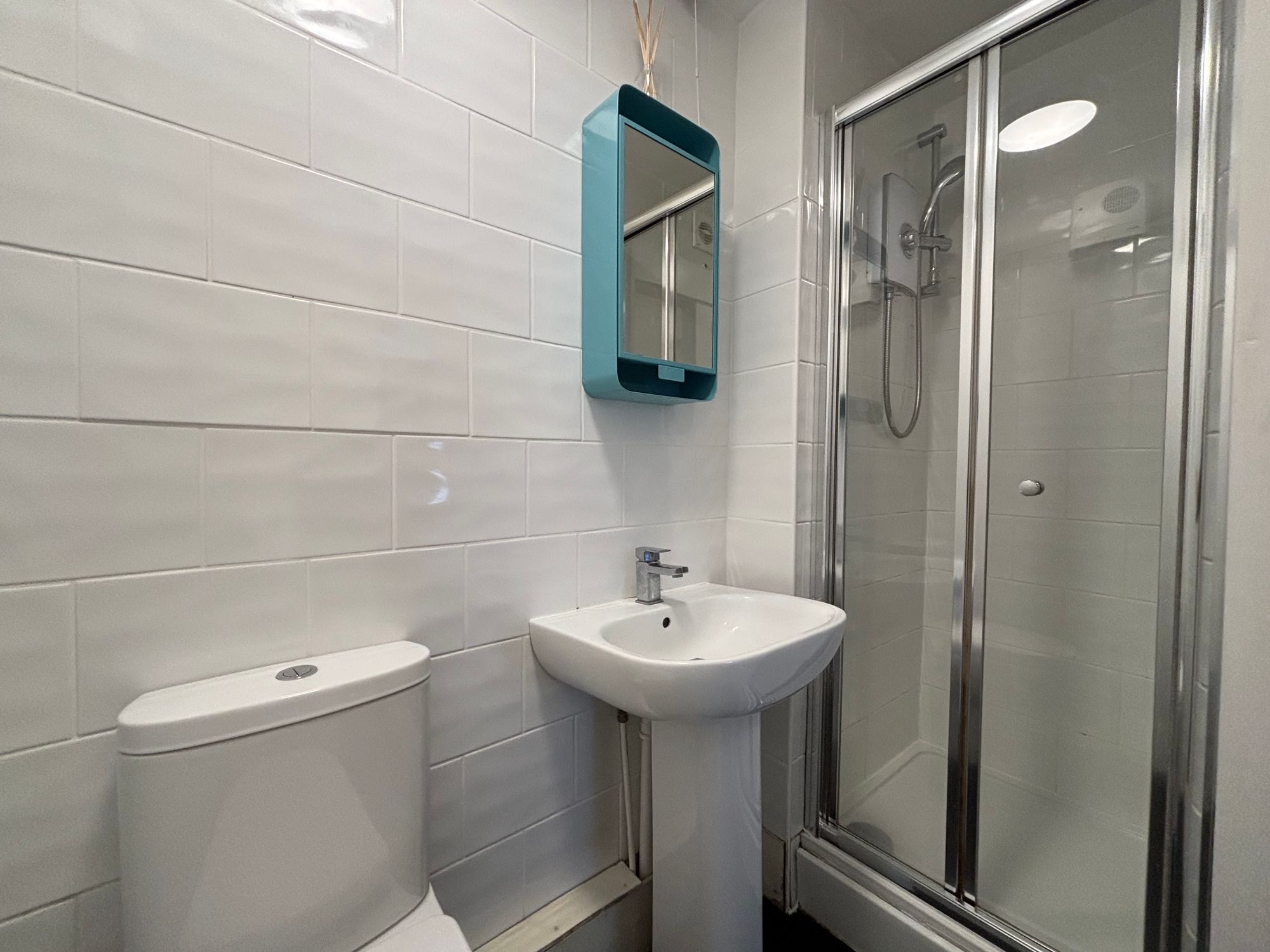 Studio flat to rent in Tisdale Rise, Kenilworth  - Property Image 2