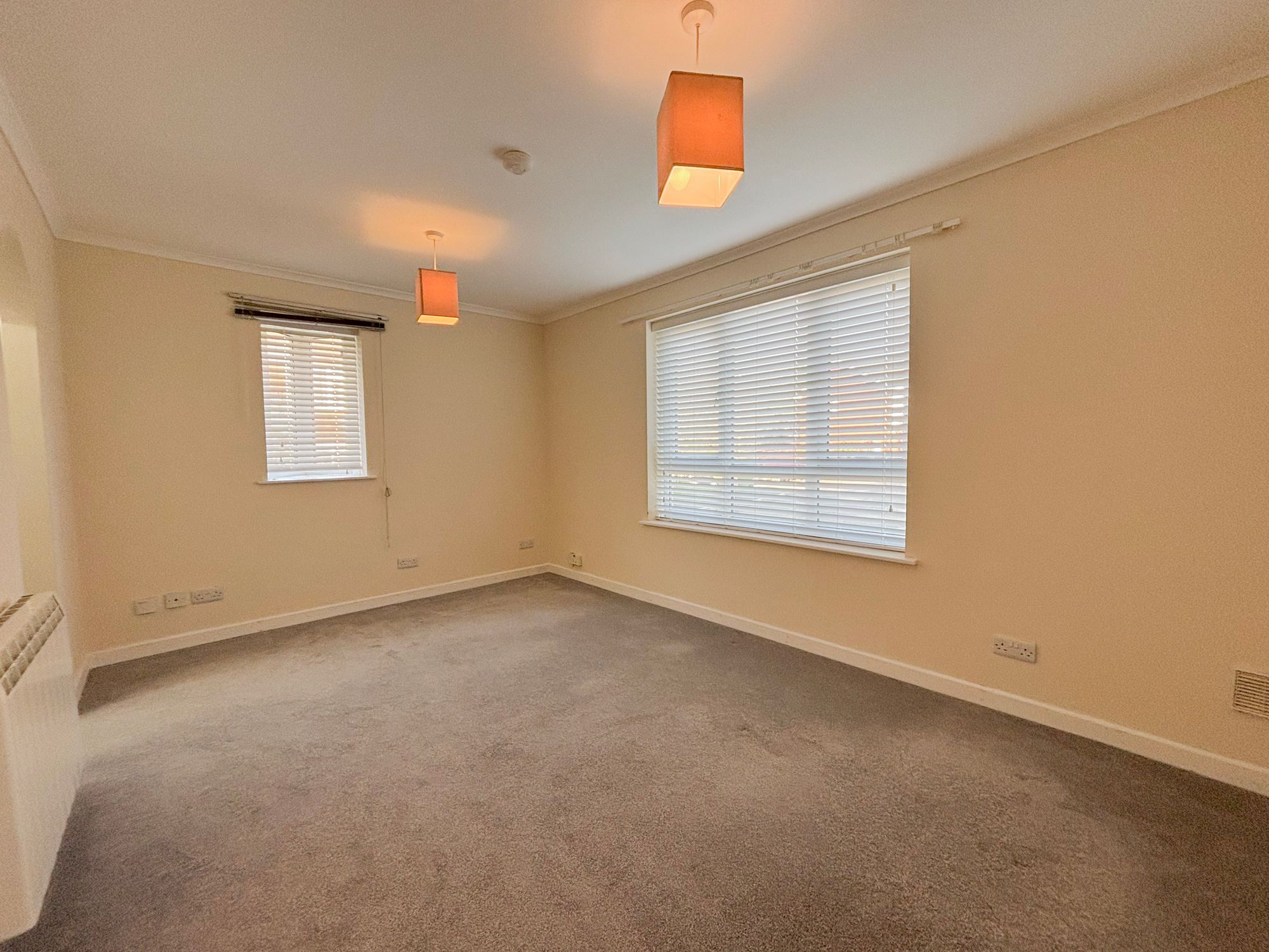 Studio flat to rent in Tisdale Rise, Kenilworth  - Property Image 3