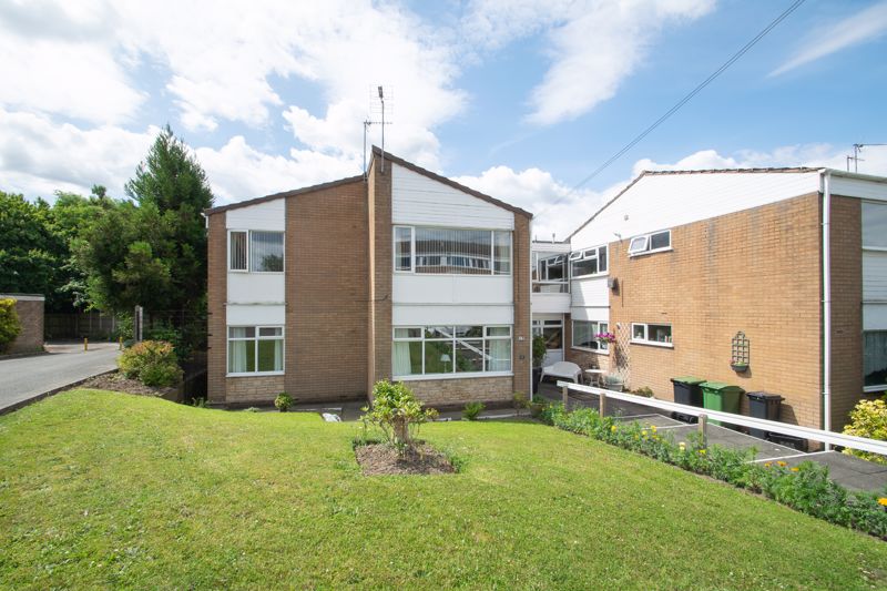 2 bed flat for sale in Abberton Close, Halesowen  - Property Image 1