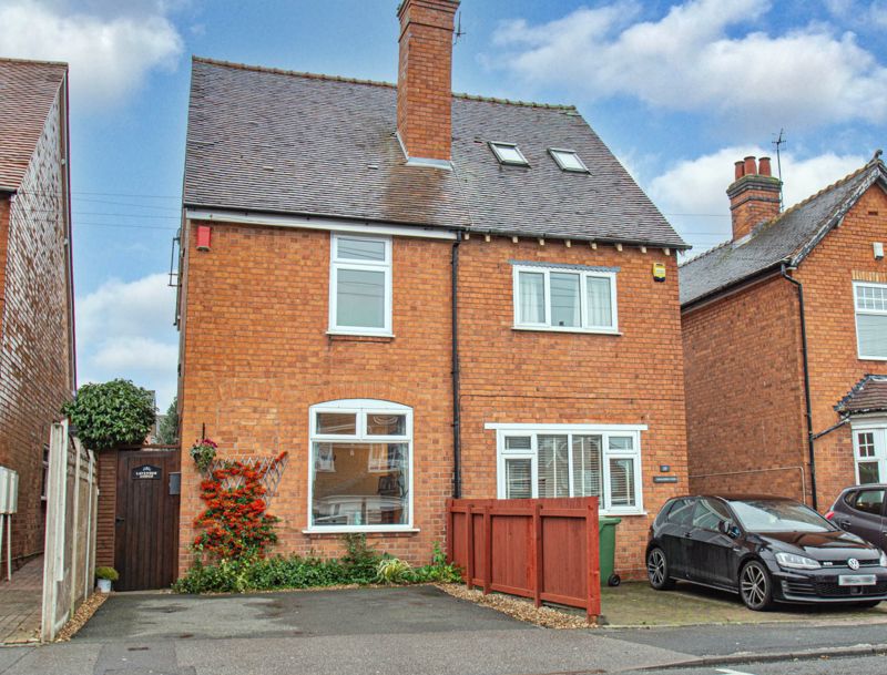 2 bed house for sale in Alcester Road, Bromsgrove - Property Image 1
