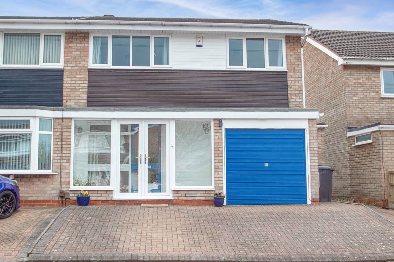 3 bed for sale in Firth Park Crescent, Halesowen, B62 