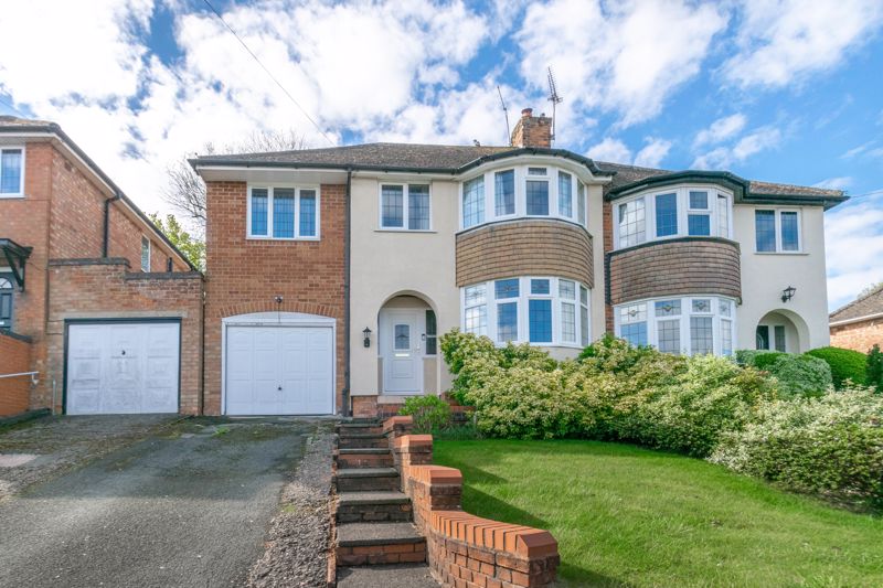 3 bed house for sale in Clent Avenue, Redditch, B97 