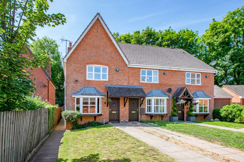 <br/><br/>A beautifully presented, three-bedroom, end-of-terraced house situated in a highly sought after cul-de-sac location, within the modern Woodland Grange residential development in Bromsgrove.<br/><br/>In brief the deceptively spacious interior of the property comprises; Entrance hallway having stairs rising to the first floor landing, spacious lounge offering a feature coal effect gas fire and large bay to the front aspect; stylish open plan kitchen/diner complete with a range of modern wall and base units, integrated electric hob with extractor hood over, recently re-fitted oven, inset sink with separate drainer and dishwasher. Furthermore, a large ground floor w/c doubles as a handy utility space, double doors from the dining area lead to a spacious conservatory to complete the ground floor.<br/><br/>Upstairs, the first floor landing establishes; double bedroom one with handy built in wardrobe storage, good sized bedroom two including a free standing wardrobe, well-proportioned bedroom three currently being utilized as a dressing room/home office, and a contemporary three piece bathroom suite benefiting from shower over bath.<br/><br/>Outside of the property enjoys an enclosed rear garden with initial paved patio area to lawn, further raised patio seating area with fenced boundaries and side access gate. The attractive frontage of the property presents a front lawn and pathway leading down to the tarmacked driveway, private bin store area and detached garage which further benefits from fitted electrical sockets, lighting and pitched roof allowing for overhead storage.<br/><br/>The accommodation also benefits from gas central heating and double glazing throughout, house alarm system, and partially boarded loft space with pull down ladder and lighting.<br/><br/><span >Located in a highly sought-after area of Woodland grange, situated just </span><span >one-mile North of Bromsgrove town centre, and offers;</span><span > nearby open playing fields, a variety of both private and state schooling, local shops and convenient commuting access to both M42 & M5 junctions.</span><br/><br/>