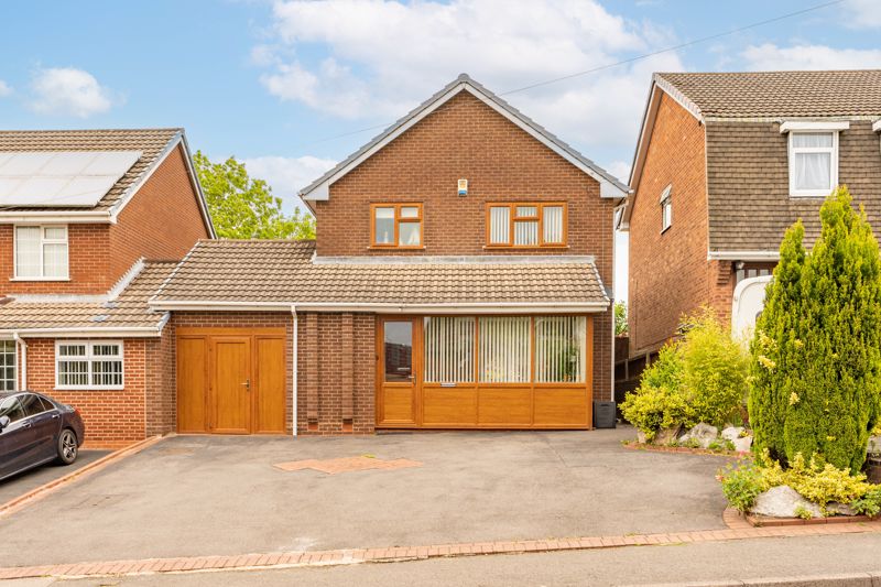 3 bed house for sale in Oldnall Road, Stourbridge, DY9 