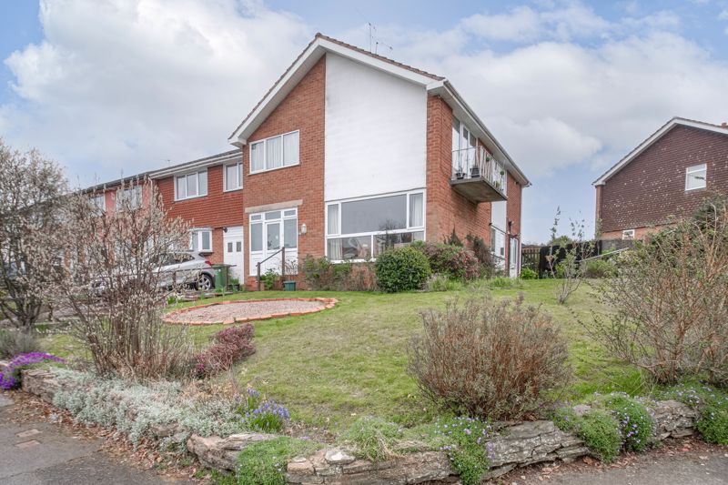 2 bed for sale in Wirehill Drive, Redditch, B98 